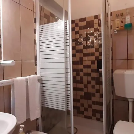 Residencia Do Parque 3*